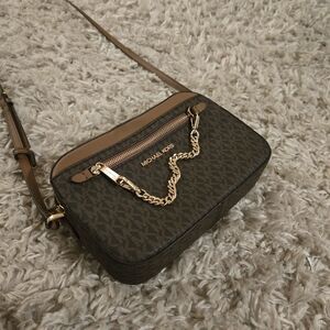 Michael Kors crossbody